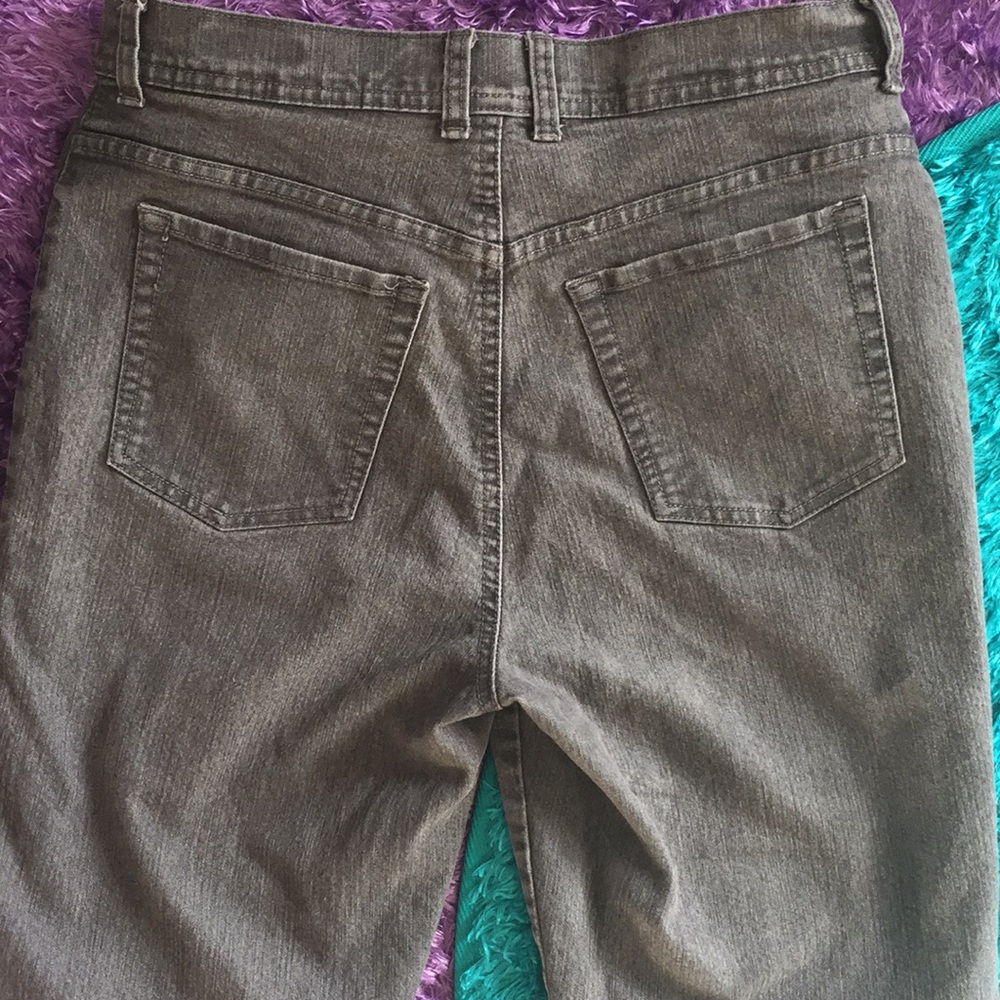 Gloria Vanderbilt grey Amanda jeans - Picture 5 of 8